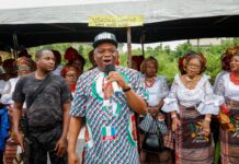 Abia-North:Apex Arochukwu women group honours Orji Kalu as he commissions skill acquisition centre
